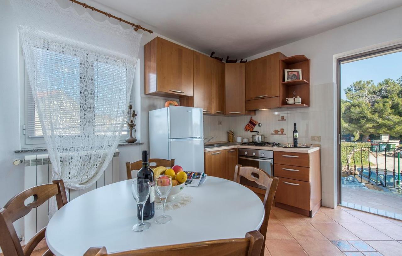 Apartment Complex Orzan Lovrecica Exterior photo
